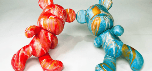 Acrylic Pour Workshop (22.5cm Bear & Keychain)