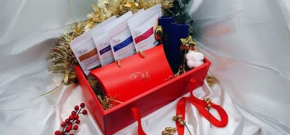 The Elves’ Masquerade Gift Set