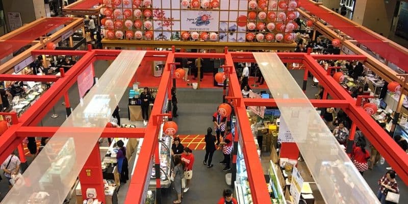 Takashimaya Banner 2