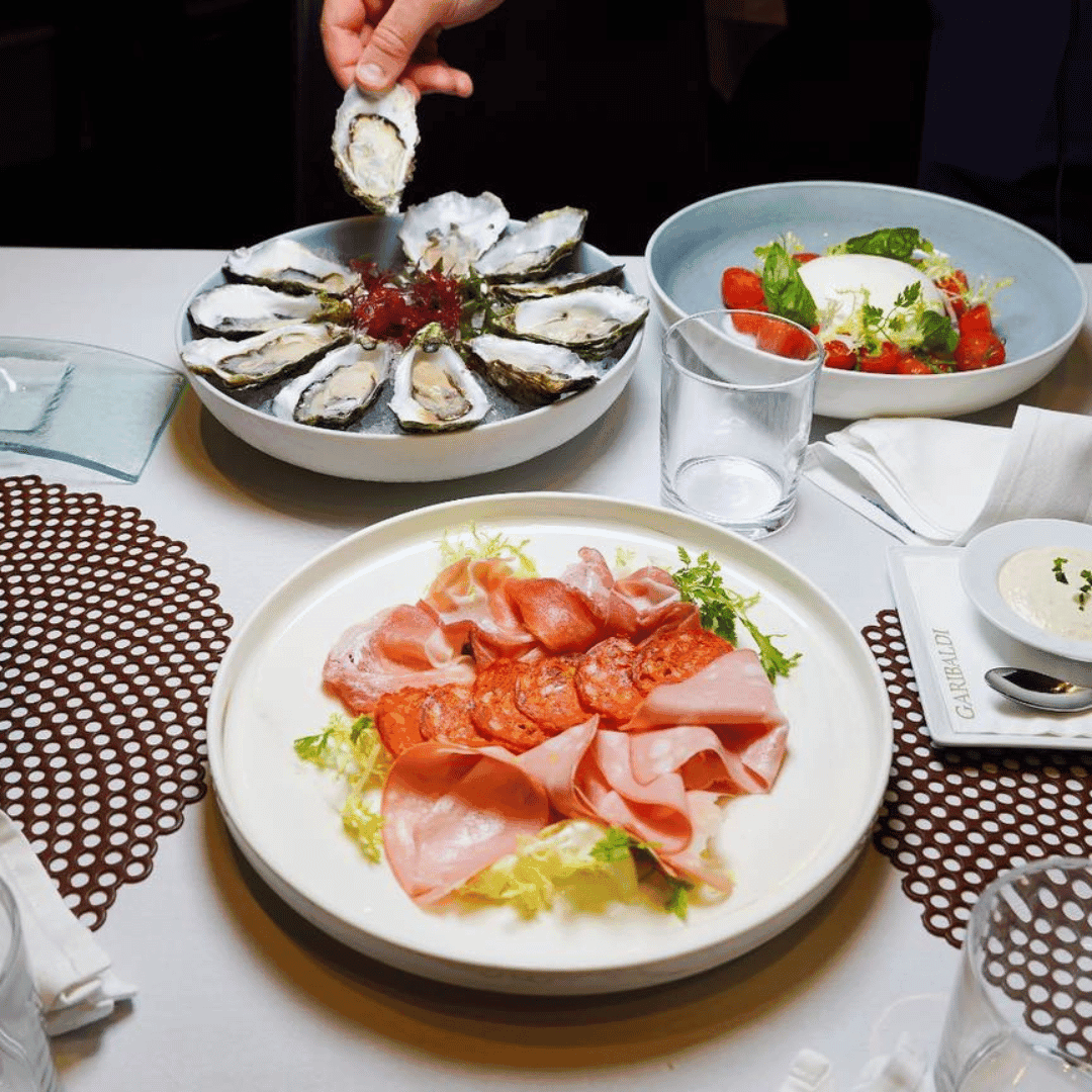 The Weekend Brunch with Free-Flow Champagne, Beer & House Wines