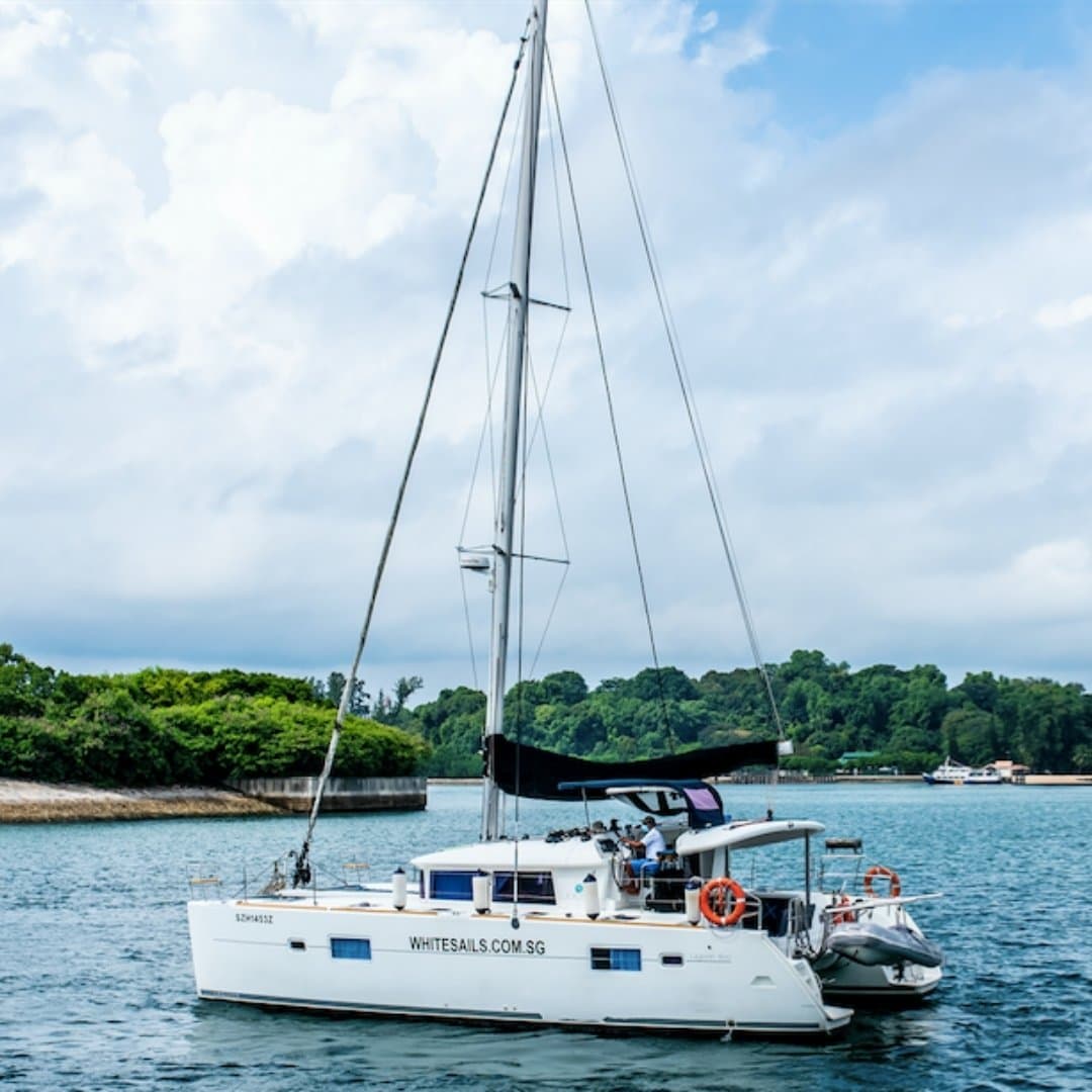 Weekday 4-hour Yacht Sailing Cruise For 18 Pax Max