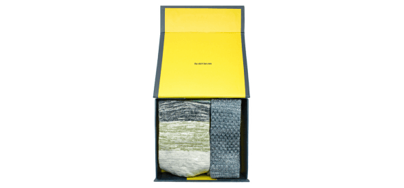 2-Piece Knitted Abstract Necktie and Socks Gift Set