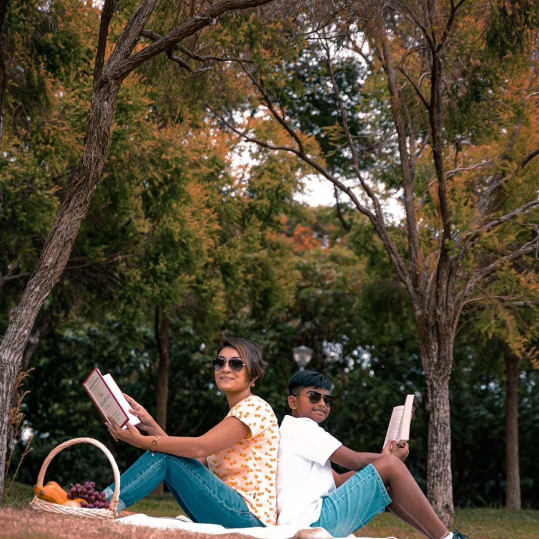 Glow 368 (Event) – 2 Hour Customised Photoshoot