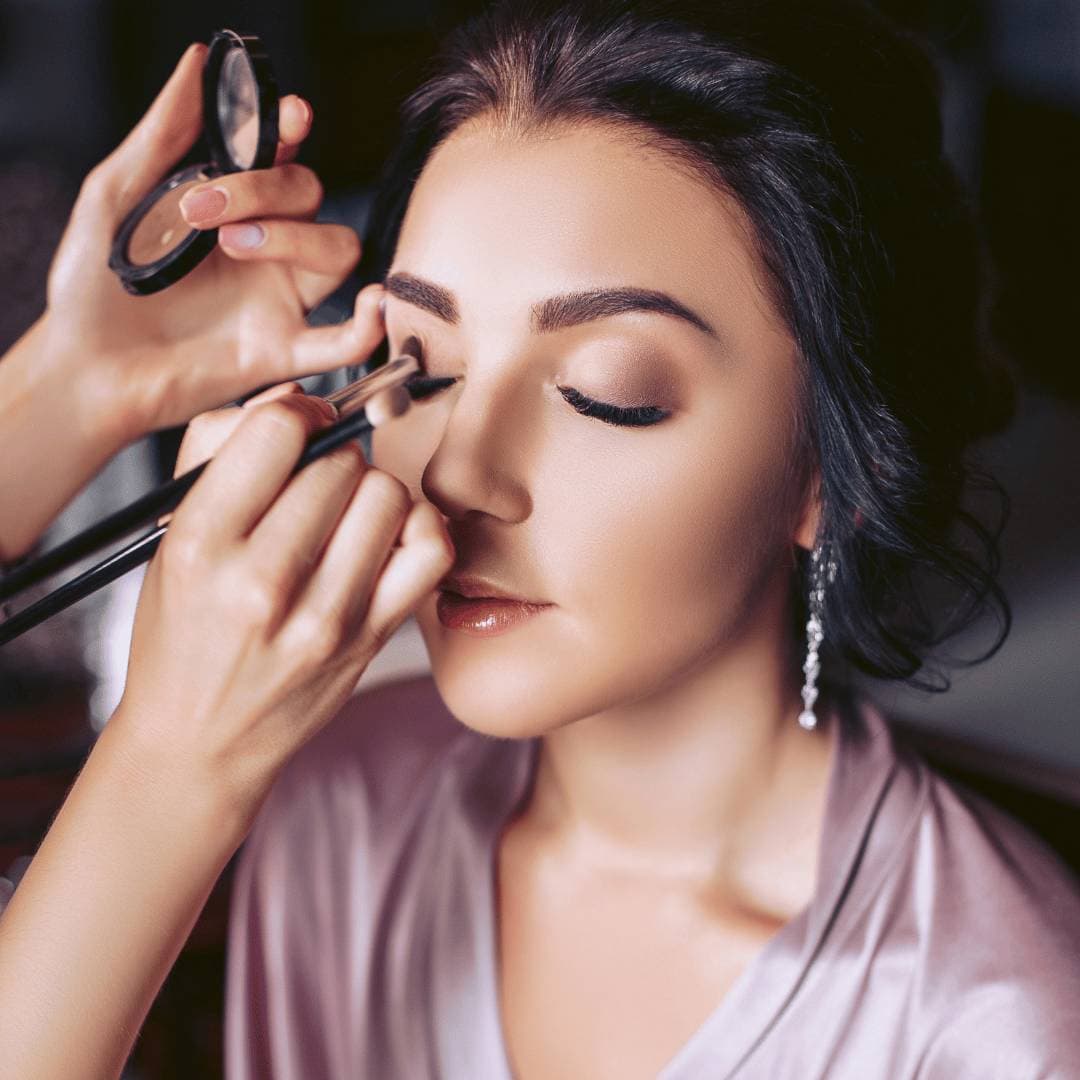 Makeup + Hairstyling for 1 Pax – Weekdays