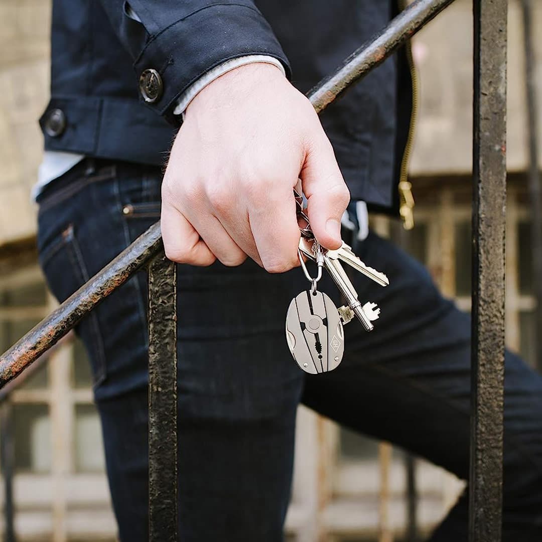 Pocket Multi-Tool Pliers by Gentlemen's Hardware