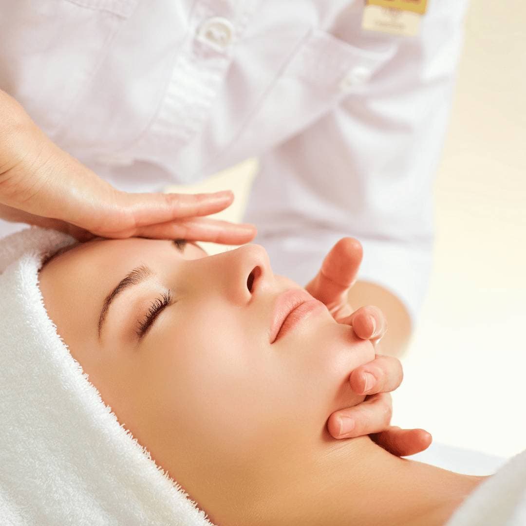 Mascne Clearing Facial - 75mins