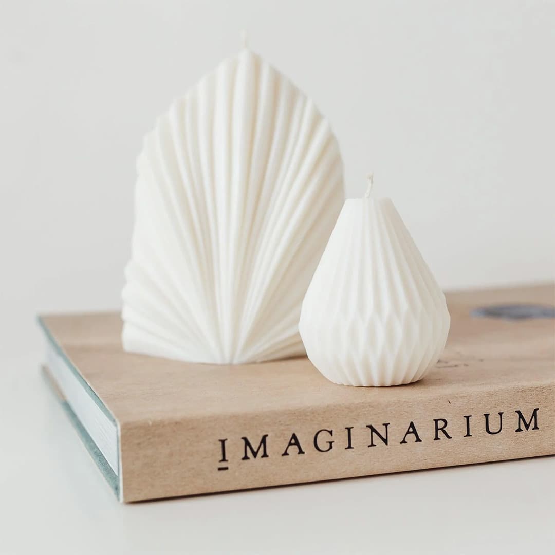 Stella Sculpture Candle