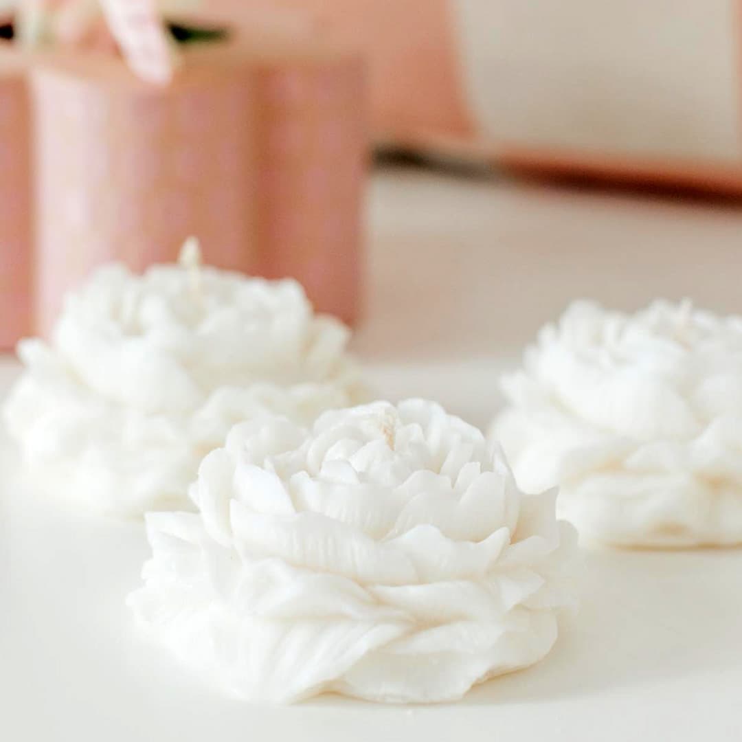 Peony Sculpture Candle