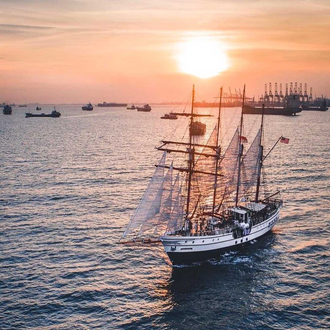 Sunset Dinner Cruise (Adult Ticket)