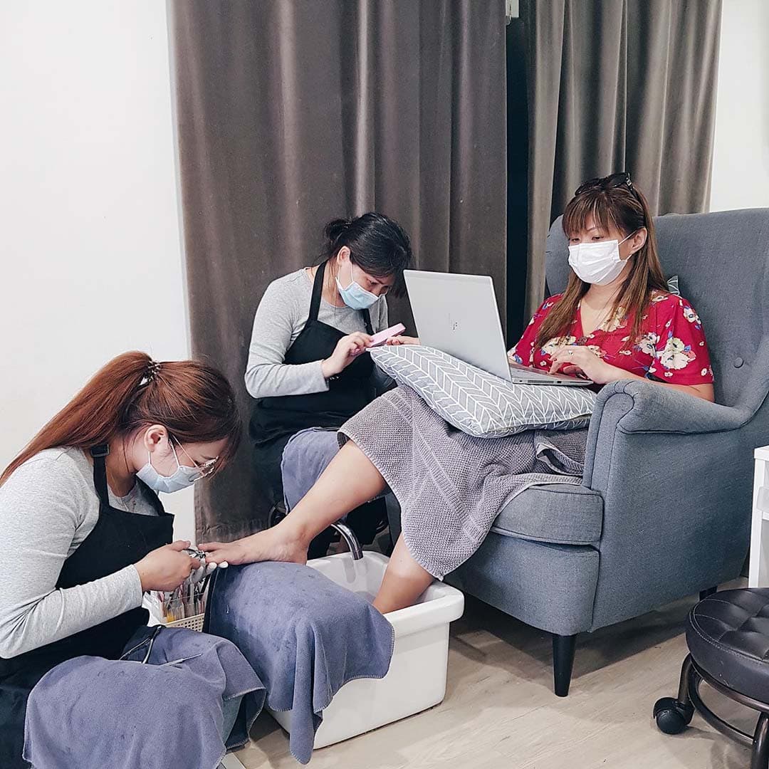 Organic Spa Gel Pedicure